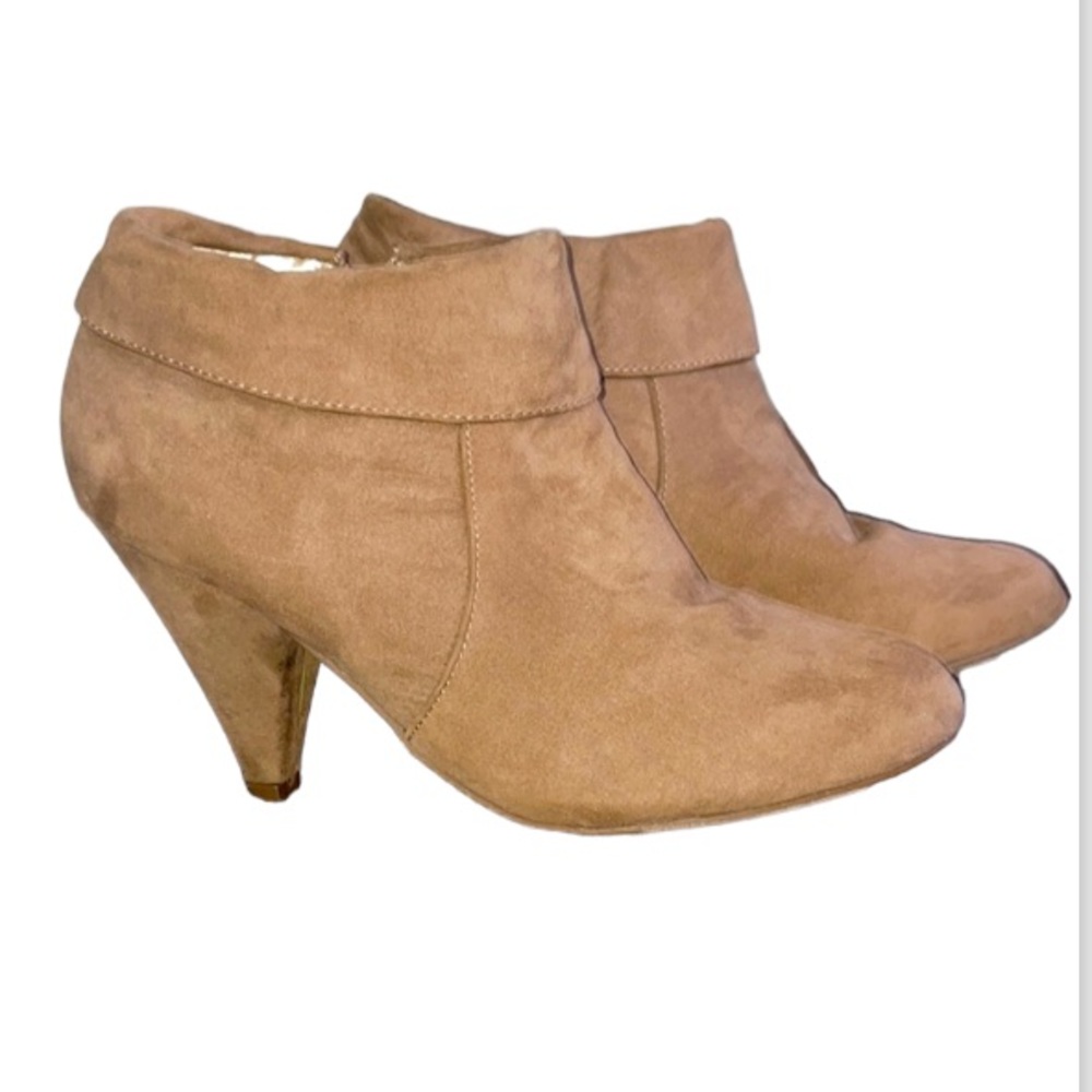 Faux suede bootie heels from forever 21 size 7
